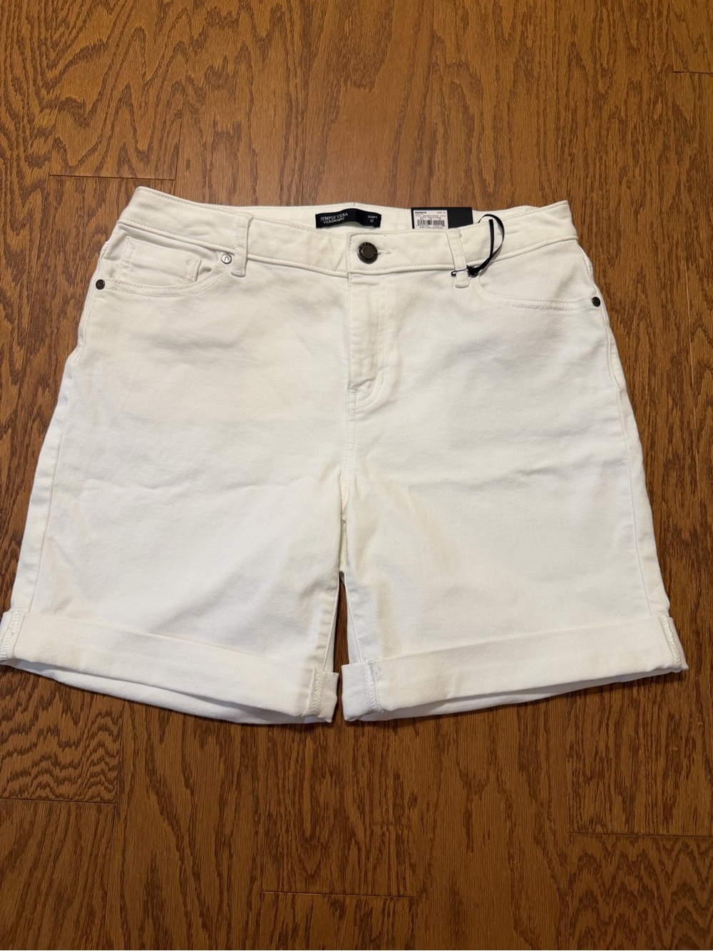 Simply Vera Vera Wang Shorts *NWT*